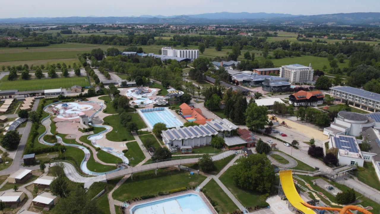Mediteran Travel Mobile Homes In Camping Terme Catez Brežice Exteriör bild